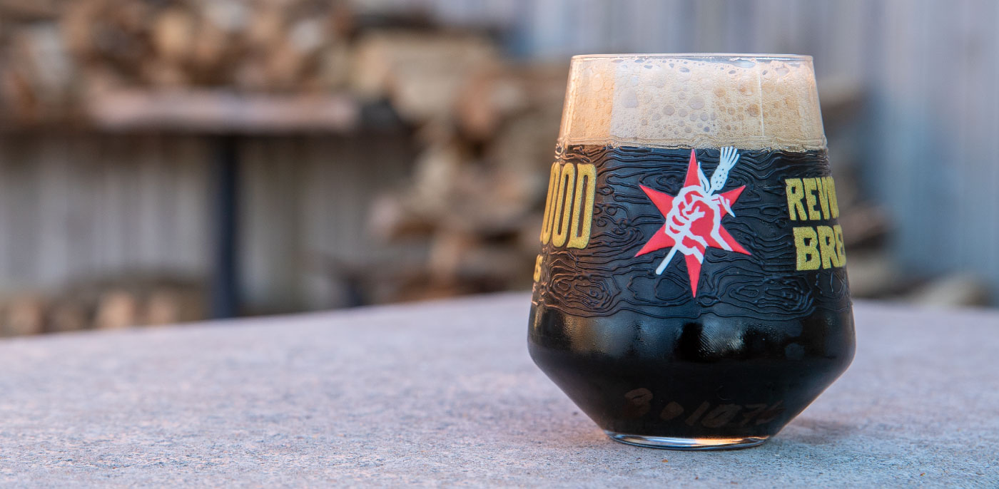 The Stout Season: Drinking It Right from the Right Glass!